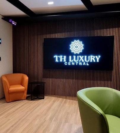 Th Luxury Central CTA Exteriör bild